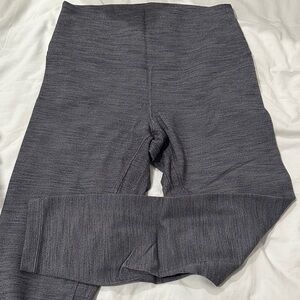 Heathered grey Lululemon align leggings
